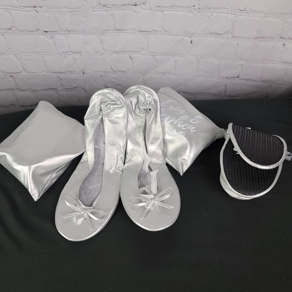 Cinderollies. Hi-Ho Silver Foldable Ballet Flats Bundle of 4 Sz M 7-8